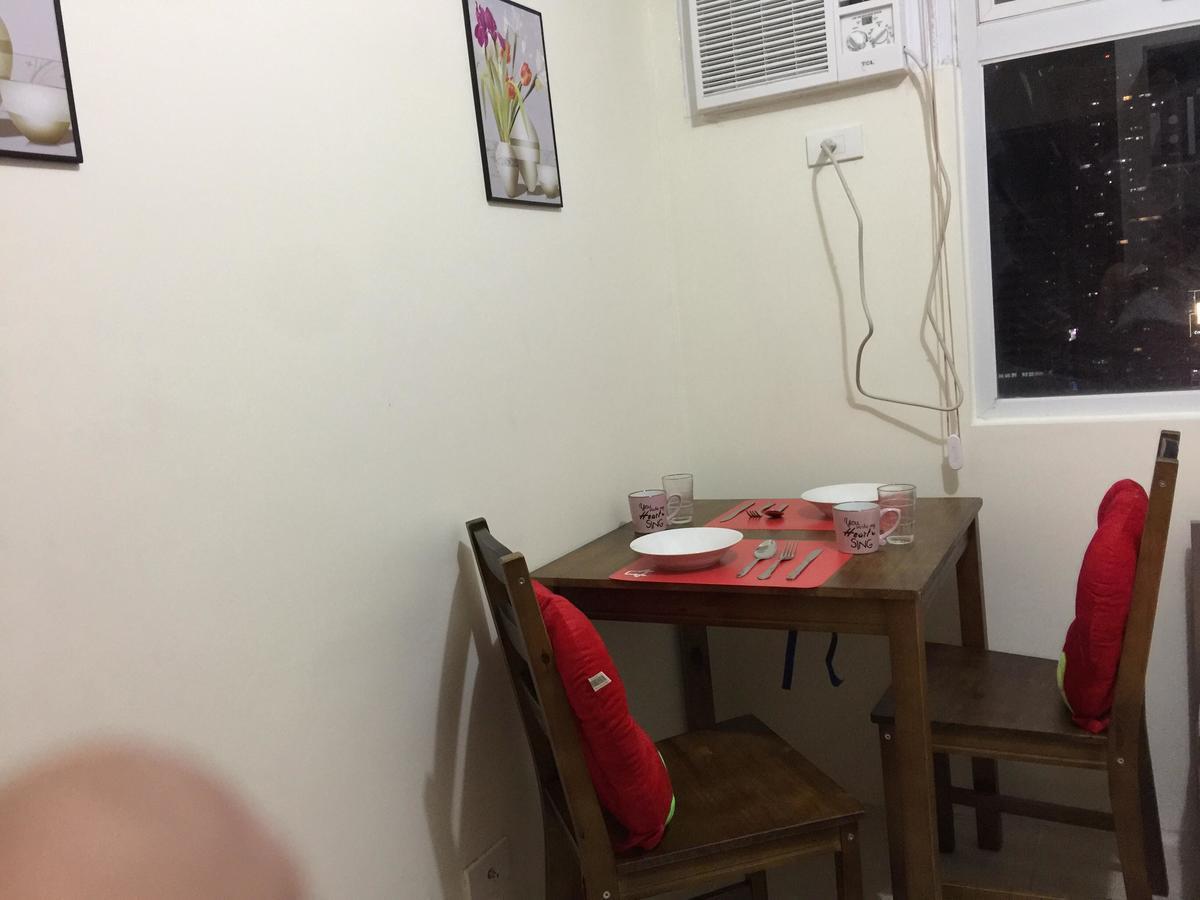 Urban Deca Unit 3 By Gracey's Place * Manila